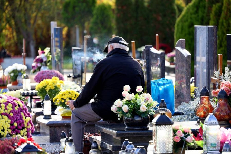 que es inhumacion cenizas