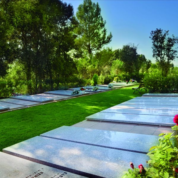 Características tumba de cementerio